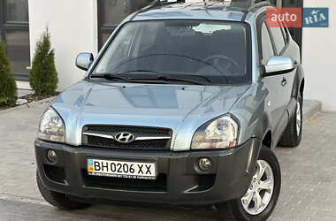 Внедорожник / Кроссовер Hyundai Tucson 2009 в 