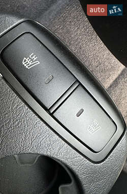 Внедорожник / Кроссовер Hyundai Tucson 2009 в 