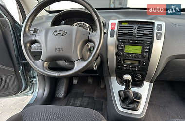 Внедорожник / Кроссовер Hyundai Tucson 2009 в 