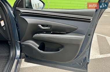 Внедорожник / Кроссовер Hyundai Tucson 2021 в 