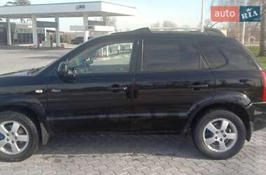 Внедорожник / Кроссовер Hyundai Tucson 2006 в 