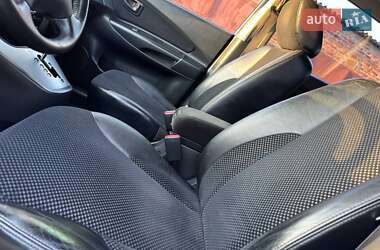 Позашляховик / Кросовер Hyundai Tucson 2012 в 