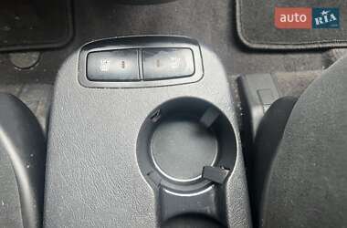 Внедорожник / Кроссовер Hyundai Tucson 2006 в 