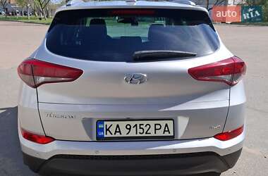 Внедорожник / Кроссовер Hyundai Tucson 2017 в 
