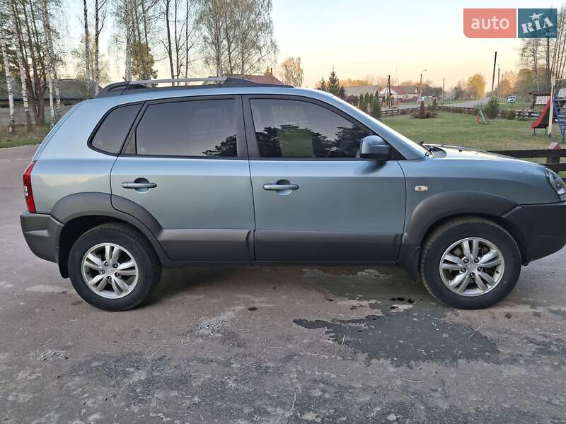 Позашляховик / Кросовер Hyundai Tucson 2008 в Городні фото 5 Позашляховик / Кросовер Hyundai Tucson 2008 в Городні