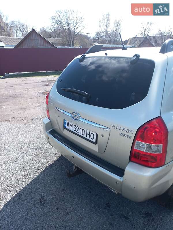 Позашляховик / Кросовер Hyundai Tucson 2007 в Озерному