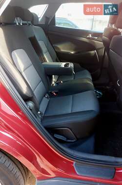Позашляховик / Кросовер Hyundai Tucson 2020 в 