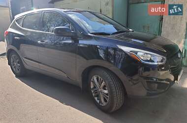 Внедорожник / Кроссовер Hyundai Tucson 2015 в 
