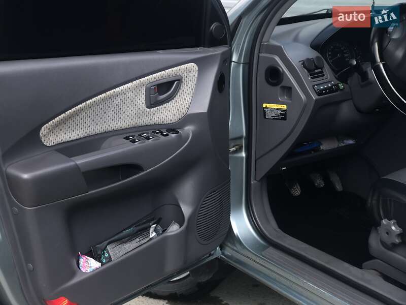 Внедорожник / Кроссовер Hyundai Tucson 2005 в Бориславе