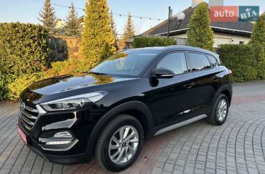 Позашляховик / Кросовер Hyundai Tucson 2016 в 