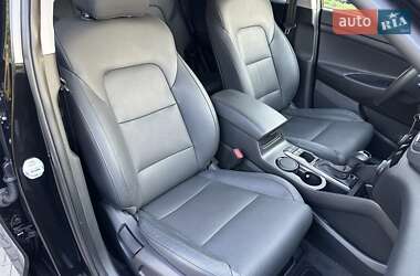 Позашляховик / Кросовер Hyundai Tucson 2016 в 