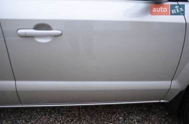 Внедорожник / Кроссовер Hyundai Tucson 2009 в 