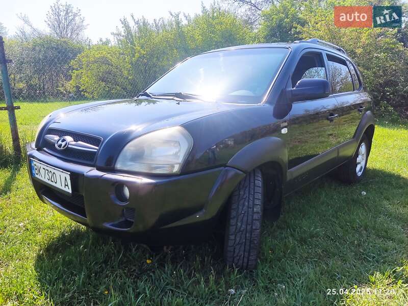 Позашляховик / Кросовер Hyundai Tucson 2005 в Кривому Розі