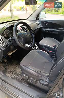 Внедорожник / Кроссовер Hyundai Tucson 2007 в 