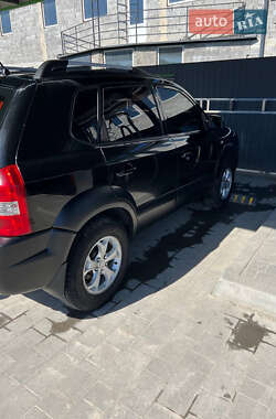 Позашляховик / Кросовер Hyundai Tucson 2008 в 