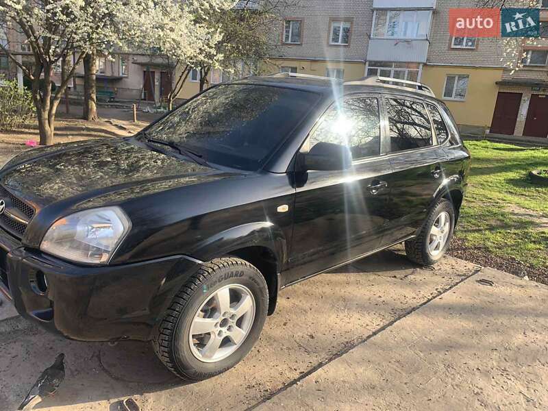Внедорожник / Кроссовер Hyundai Tucson 2008 в Каменец-Подольском