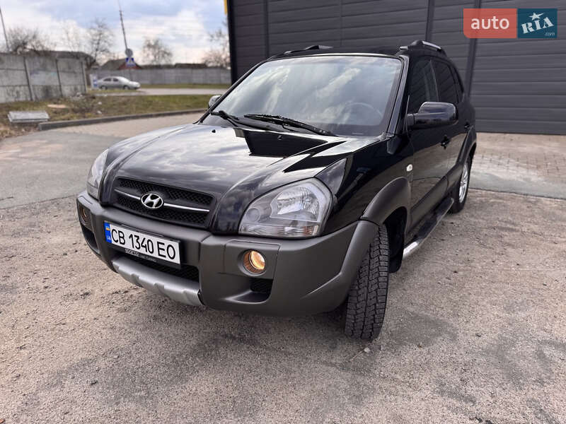 Позашляховик / Кросовер Hyundai Tucson 2006 в 