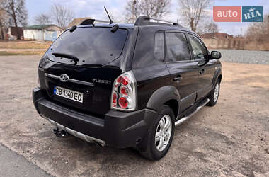 Позашляховик / Кросовер Hyundai Tucson 2006 в 