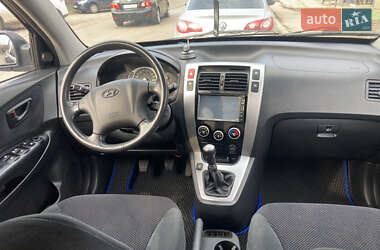 Позашляховик / Кросовер Hyundai Tucson 2006 в 