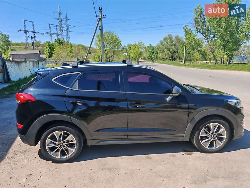 Позашляховик / Кросовер Hyundai Tucson 2017 в Дніпрі