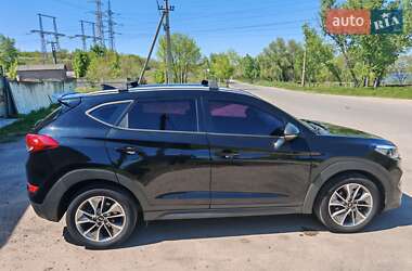 Внедорожник / Кроссовер Hyundai Tucson 2017 в 