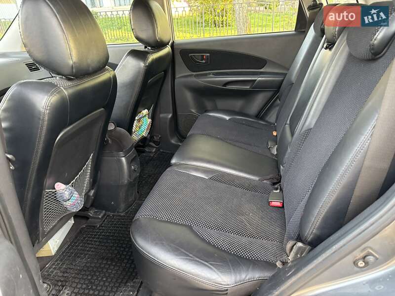 Позашляховик / Кросовер Hyundai Tucson 2012 в Переяславі