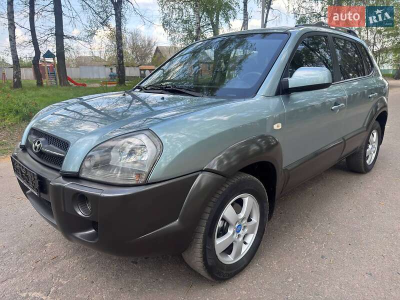 Позашляховик / Кросовер Hyundai Tucson 2009 в Охтирці