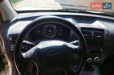Позашляховик / Кросовер Hyundai Tucson 2008 в 