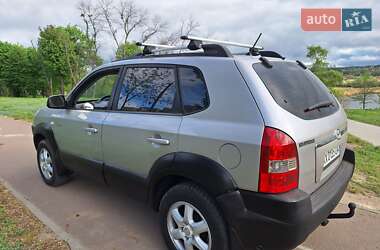 Внедорожник / Кроссовер Hyundai Tucson 2005 в Харькове