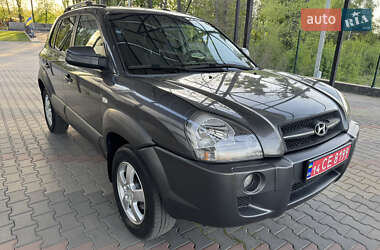 Внедорожник / Кроссовер Hyundai Tucson 2008 в 