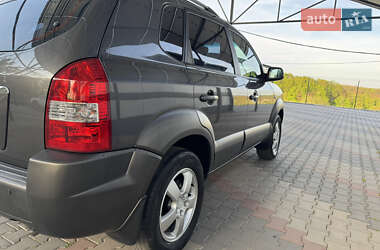Внедорожник / Кроссовер Hyundai Tucson 2008 в 