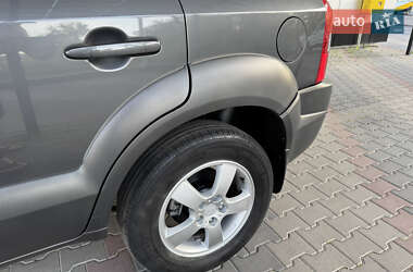 Внедорожник / Кроссовер Hyundai Tucson 2008 в 
