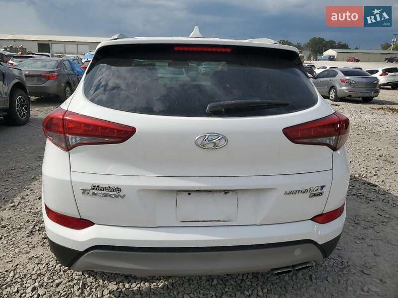 Позашляховик / Кросовер Hyundai Tucson 2016 в Івано-Франківську