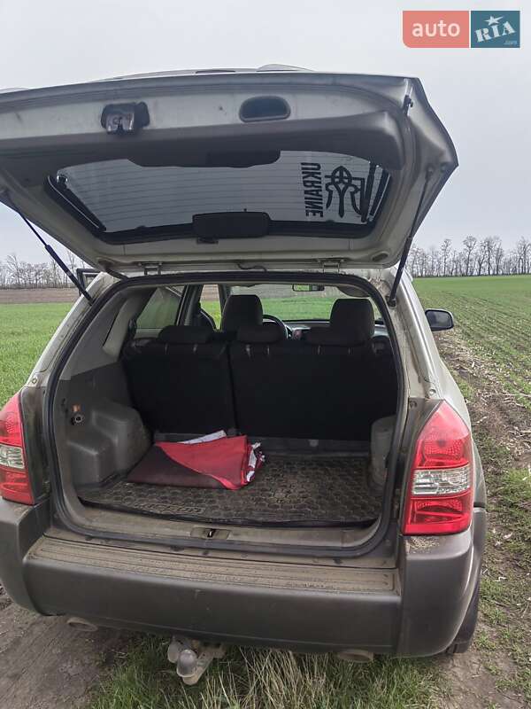 Внедорожник / Кроссовер Hyundai Tucson 2006 в Ахтырке