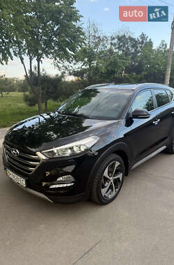 Внедорожник / Кроссовер Hyundai Tucson 2017 в 