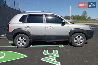 Внедорожник / Кроссовер Hyundai Tucson 2007 в 