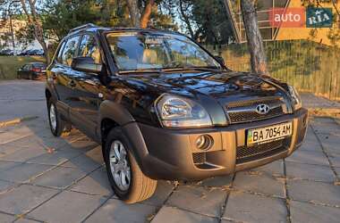 Внедорожник / Кроссовер Hyundai Tucson 2008 в 