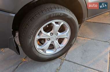 Внедорожник / Кроссовер Hyundai Tucson 2008 в 