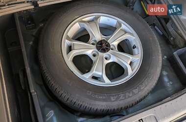 Внедорожник / Кроссовер Hyundai Tucson 2008 в 
