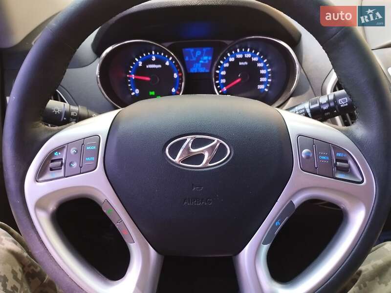 Внедорожник / Кроссовер Hyundai Tucson 2012 в Днепре