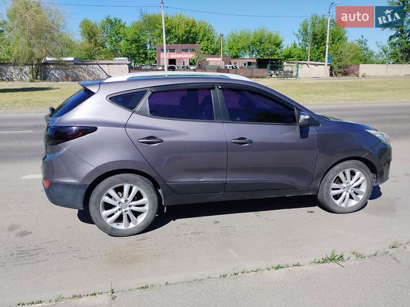 Внедорожник / Кроссовер Hyundai Tucson 2012 в Днепре