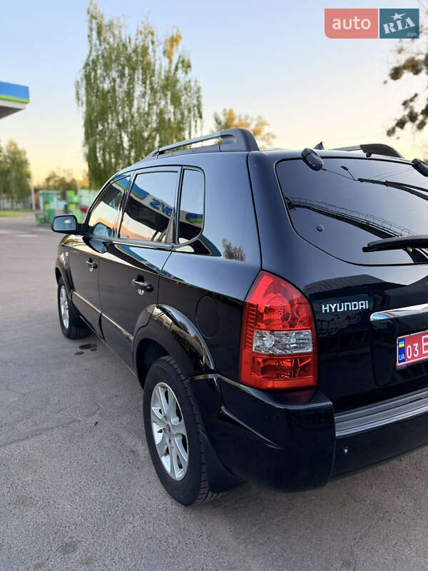 Позашляховик / Кросовер Hyundai Tucson 2006 в Лубнах