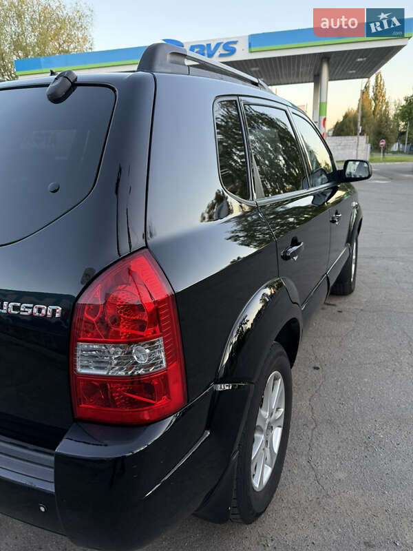 Позашляховик / Кросовер Hyundai Tucson 2006 в Лубнах