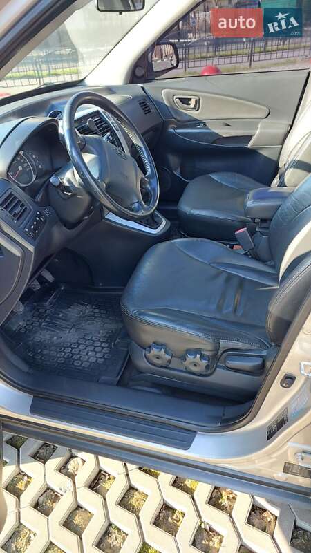 Внедорожник / Кроссовер Hyundai Tucson 2007 в Харькове фото 8 Внедорожник / Кроссовер Hyundai Tucson 2007 в Харькове