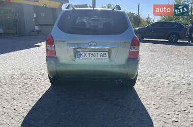 Внедорожник / Кроссовер Hyundai Tucson 2008 в 