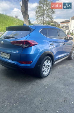 Позашляховик / Кросовер Hyundai Tucson 2018 в 