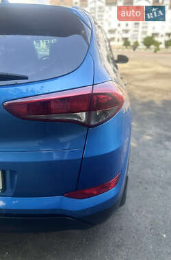 Позашляховик / Кросовер Hyundai Tucson 2018 в 