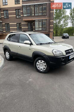 Позашляховик / Кросовер Hyundai Tucson 2005 в 