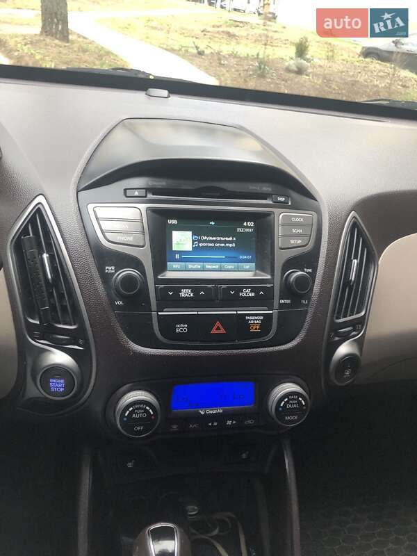 Позашляховик / Кросовер Hyundai Tucson 2014 в Ладижині