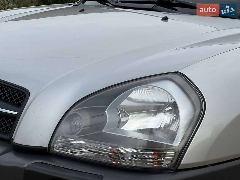Позашляховик / Кросовер Hyundai Tucson 2009 в Охтирці